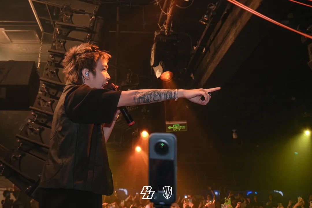 𝘙𝘌𝘊𝘈𝘗｜𝑻𝒊𝒛𝒛𝒚𝑻 𝑷𝒂𝒓𝒕𝒚在我家-北京PH酒吧/PH Night club