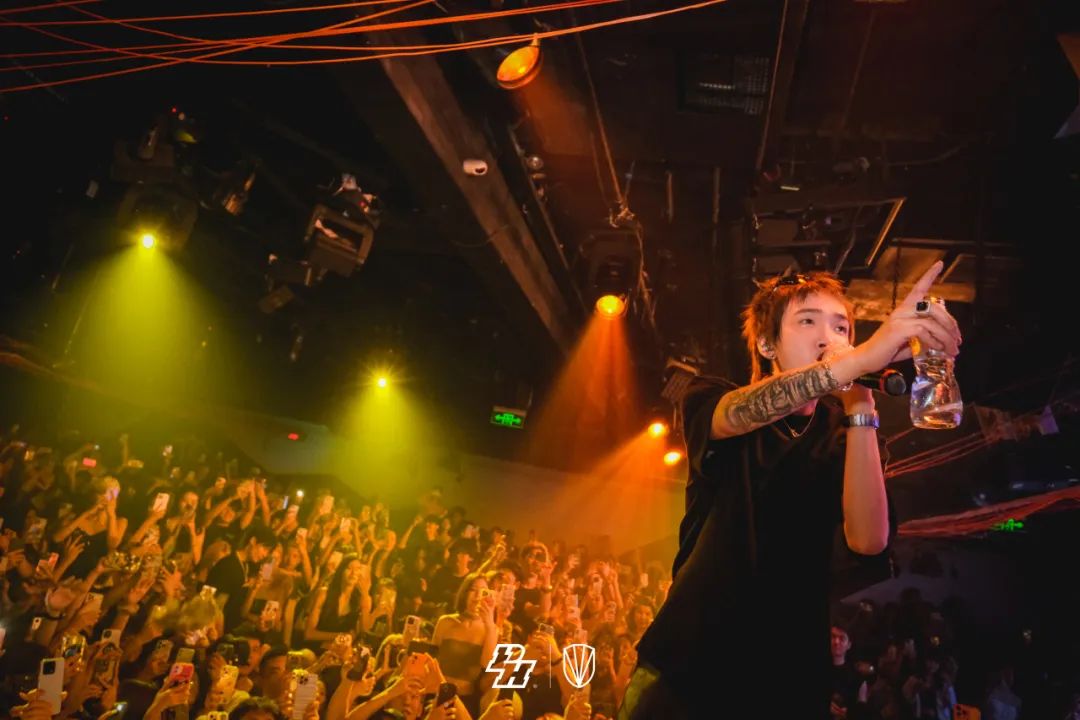 𝘙𝘌𝘊𝘈𝘗｜𝑻𝒊𝒛𝒛𝒚𝑻 𝑷𝒂𝒓𝒕𝒚在我家-北京PH酒吧/PH Night club