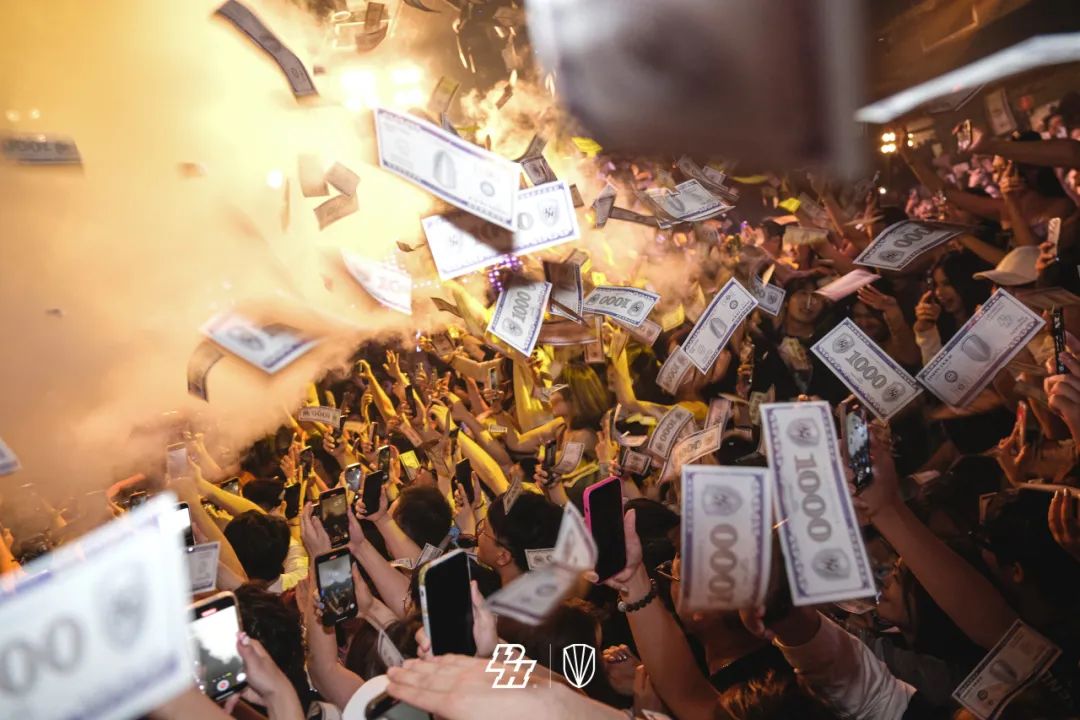 𝘙𝘌𝘊𝘈𝘗｜𝑻𝒊𝒛𝒛𝒚𝑻 𝑷𝒂𝒓𝒕𝒚在我家-北京PH酒吧/PH Night club