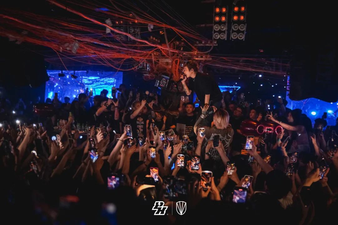 𝘙𝘌𝘊𝘈𝘗｜𝑻𝒊𝒛𝒛𝒚𝑻 𝑷𝒂𝒓𝒕𝒚在我家-北京PH酒吧/PH Night club