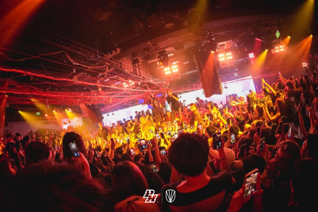 𝘙𝘌𝘊𝘈𝘗｜𝑻𝒊𝒛𝒛𝒚𝑻 𝑷𝒂𝒓𝒕𝒚在我家-北京PH酒吧/PH Night club