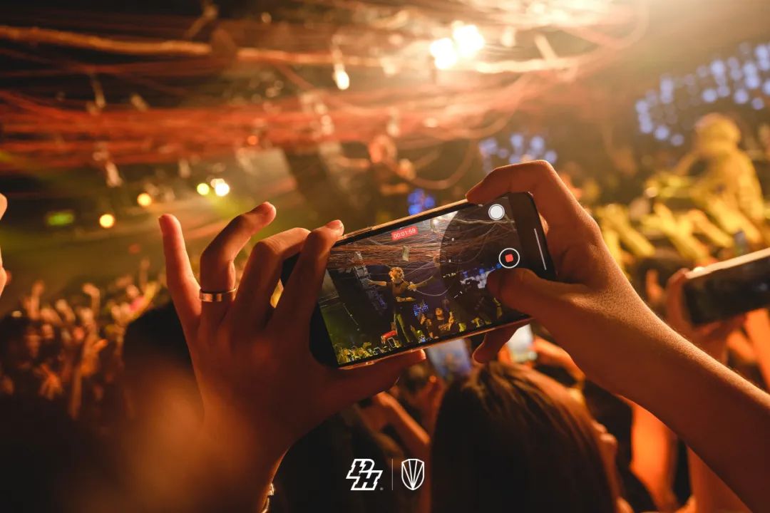 𝘙𝘌𝘊𝘈𝘗｜𝑻𝒊𝒛𝒛𝒚𝑻 𝑷𝒂𝒓𝒕𝒚在我家-北京PH酒吧/PH Night club
