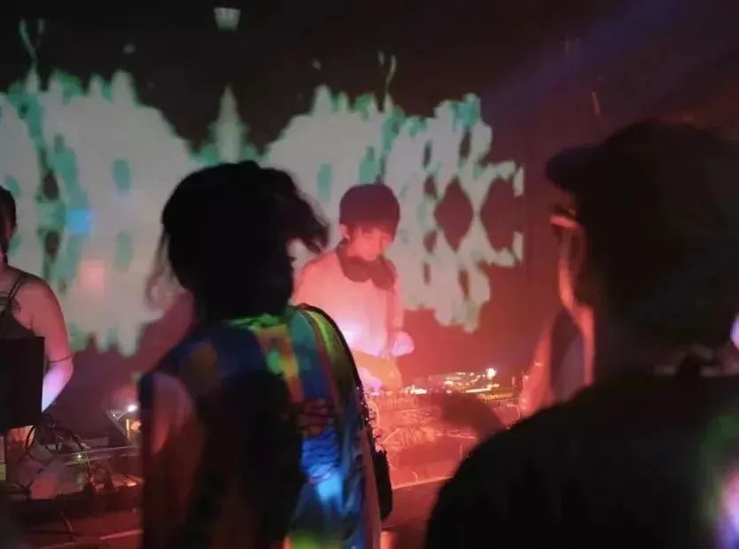 ▼ 电梯今晚 TNITE｜快乐大王四周年 Ft.Romain FX & Cola Ren ▲-上海ELEVATOR/电梯酒吧