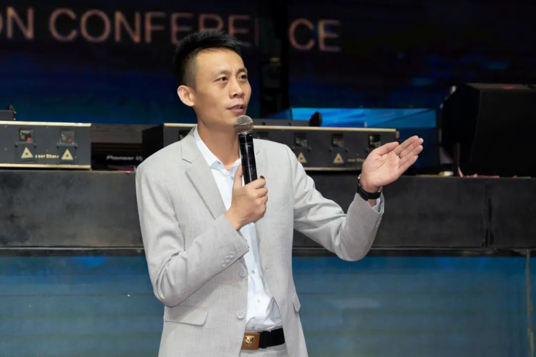 《凝心致远 聚力前行》第三十届员工表彰大会-深圳iD酒吧/i-D Club（光明店）