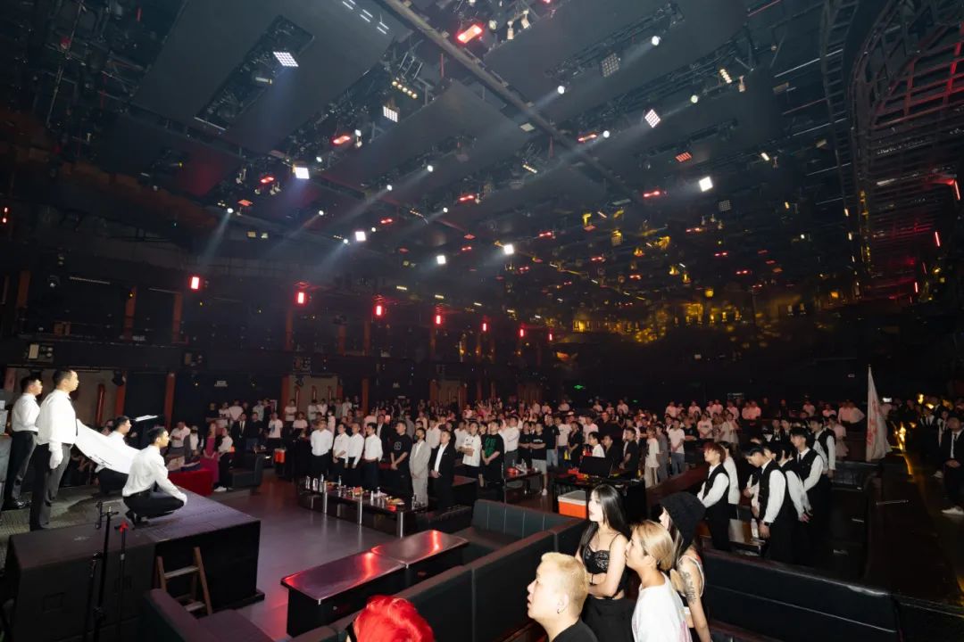 《凝心致远 聚力前行》第三十届员工表彰大会-深圳iD酒吧/i-D Club（光明店）