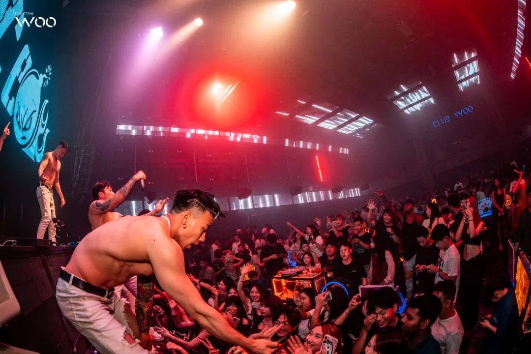 Review丨在荷尔蒙的刺激下，这谁顶得住啊！-台州WOO酒吧/WOO CLUB