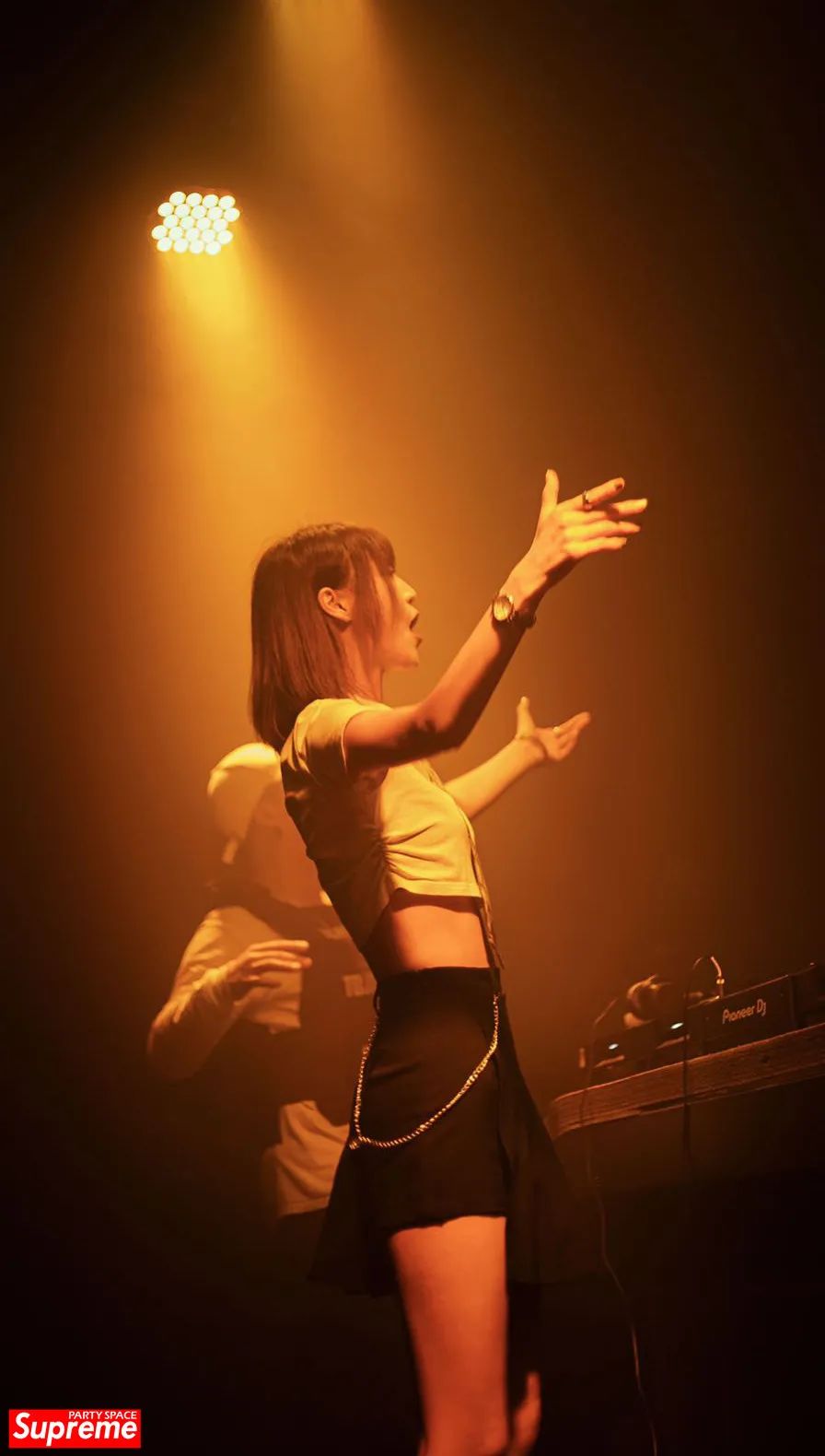 08.19 | #SUMMER BOUNCE 电音嘉年华# 甜美系DJ KILLA 制“燥”bounce风暴!-金华SupreMe派对空间酒吧 08.19 | #SUMMER BOUNCE 电音嘉年华# 甜美系DJ KILLA 制“燥”bounce风暴!-金华SupreMe派对空间酒吧