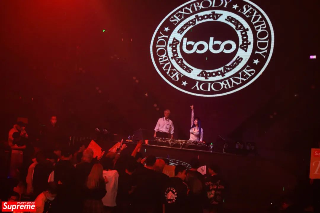 SUP G+电音嘉年华 DJ BOBO 现场回顾 | 颜值和电音的双重诱惑!-金华SupreMe派对空间酒吧 SUP G+电音嘉年华 DJ BOBO 现场回顾 | 颜值和电音的双重诱惑!-金华SupreMe派对空间酒吧