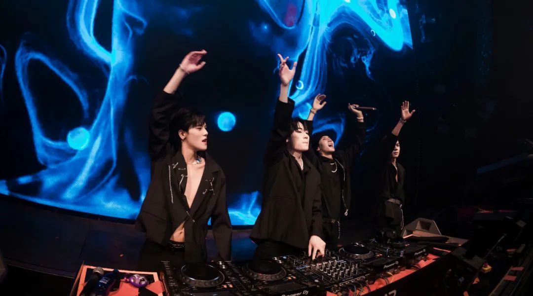 6月11日超百万粉丝男子偶像组合【WiF5VE】，快来领取你的一日限定男友！-金华SupreMe派对空间酒吧