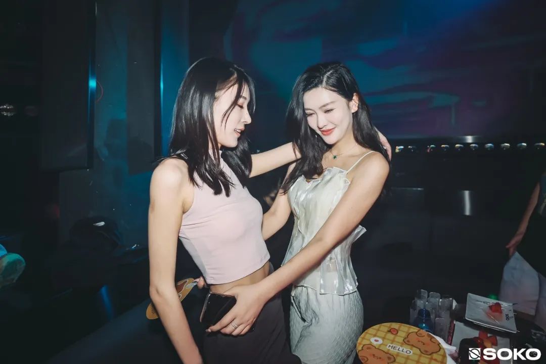 𝙎𝙊𝙆𝙊 - 试音先享会 𝙍𝙀𝙑𝙄𝙀𝙒-宁波SOKO酒吧