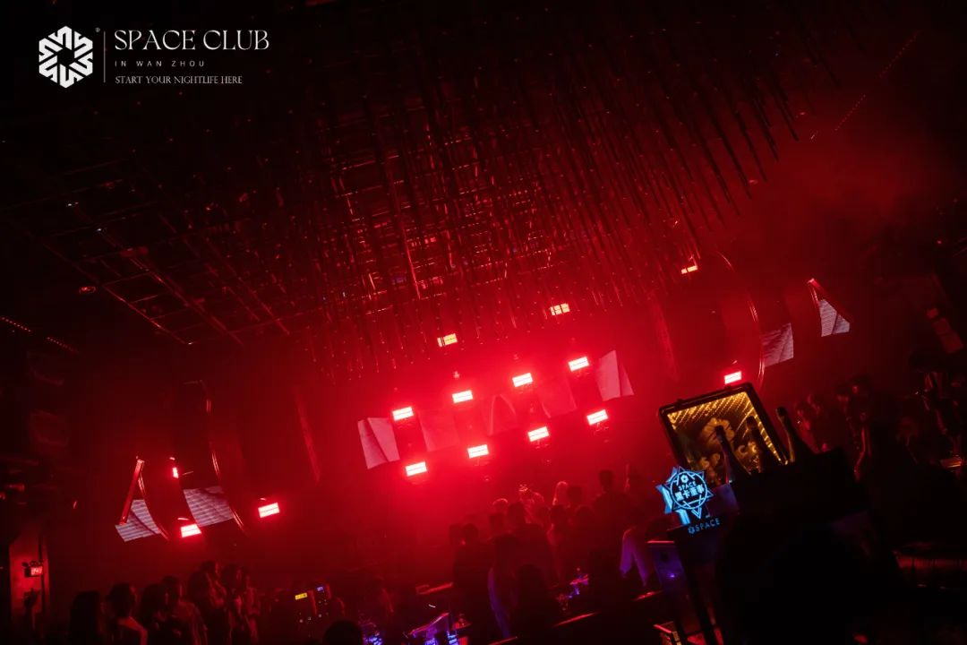回顾 | 点缀璀璨的夜幕，奏响快乐号角-重庆斯贝斯酒吧/SPACE酒吧/Space Plus