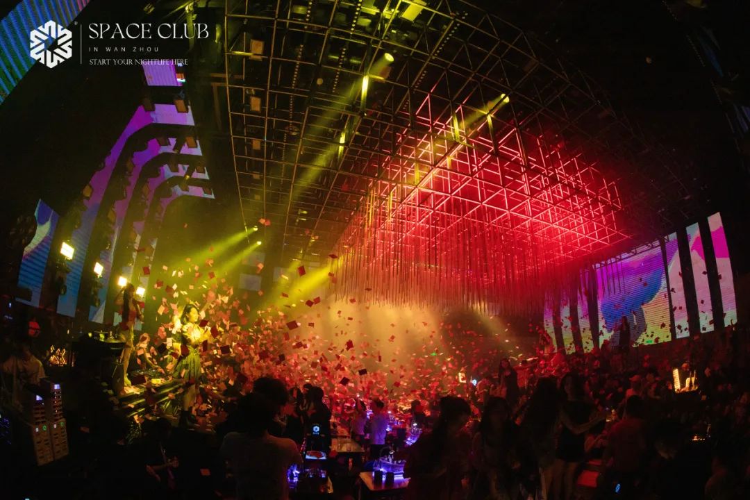 回顾 | 点缀璀璨的夜幕，奏响快乐号角-重庆斯贝斯酒吧/SPACE酒吧/Space Plus