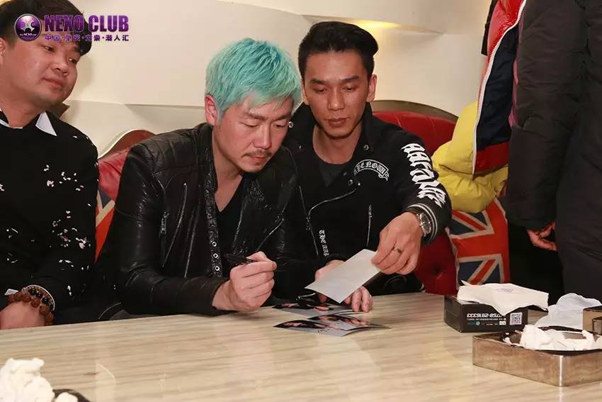 【Nexo Club新闻】肇庆电视台007栏目播报李思捷道贺#力索九周年店庆#-肇庆力索派对酒吧/NexoClub