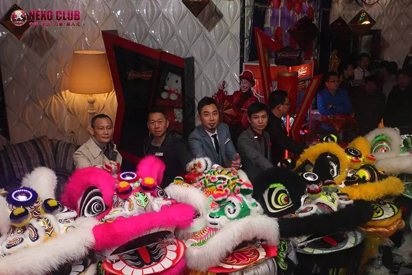 【Nexo Club新闻】肇庆电视台007栏目播报李思捷道贺#力索九周年店庆#-肇庆力索派对酒吧/NexoClub