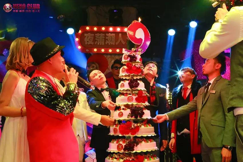 【Nexo Club新闻】肇庆电视台007栏目播报李思捷道贺#力索九周年店庆#-肇庆力索派对酒吧/NexoClub
