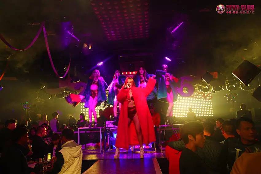 【Nexo Club新闻】肇庆电视台007栏目播报李思捷道贺#力索九周年店庆#-肇庆力索派对酒吧/NexoClub