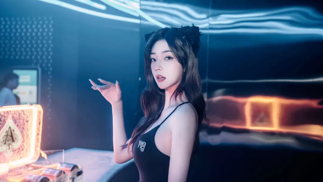 08/05“纯欲天花板”DJ 越小越拍了拍你并向你发出派对邀请-天津FIRST酒吧/FIRST CLUB