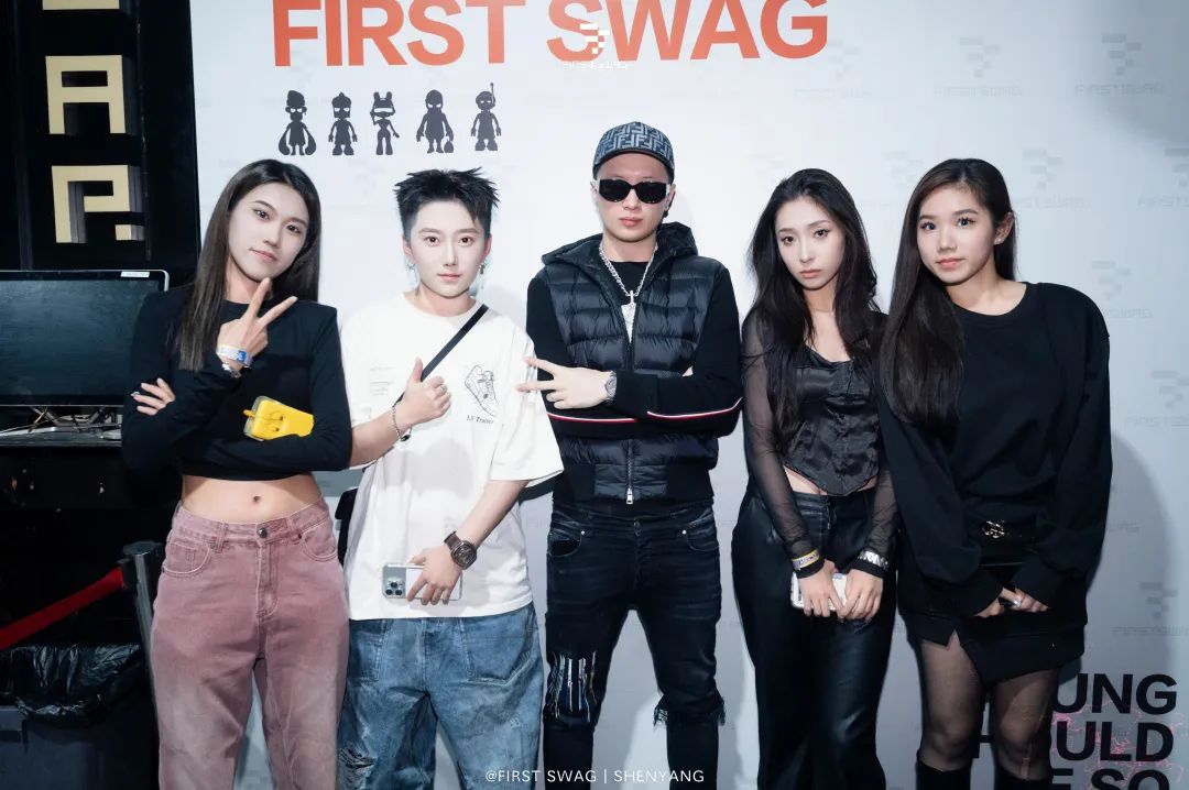 来自小镇的传奇. | ASEN |-沈阳FIRST酒吧/FIRST SWAG