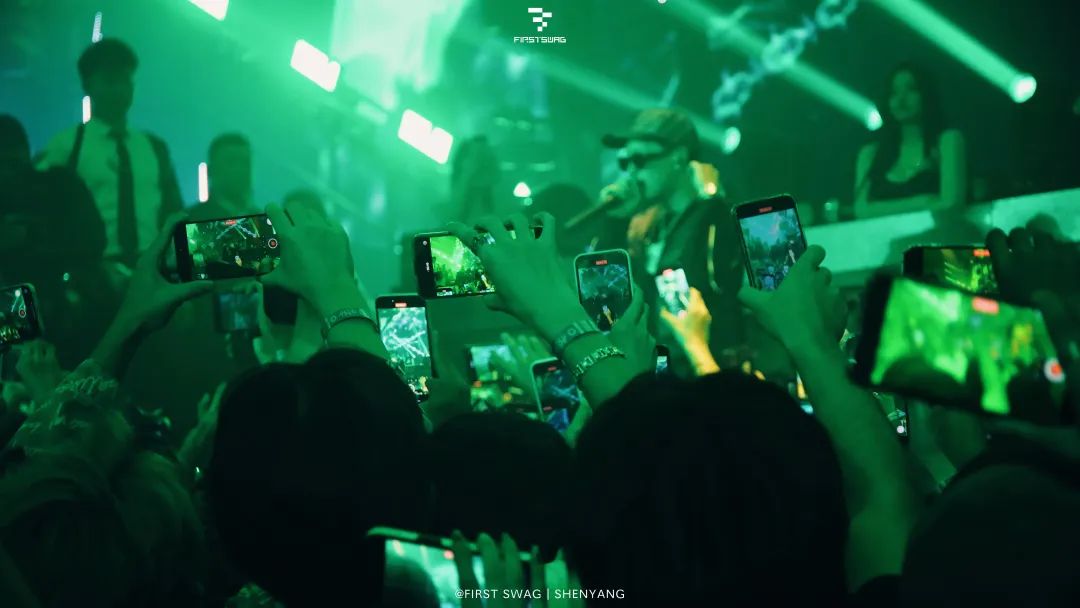 来自小镇的传奇. | ASEN |-沈阳FIRST酒吧/FIRST SWAG