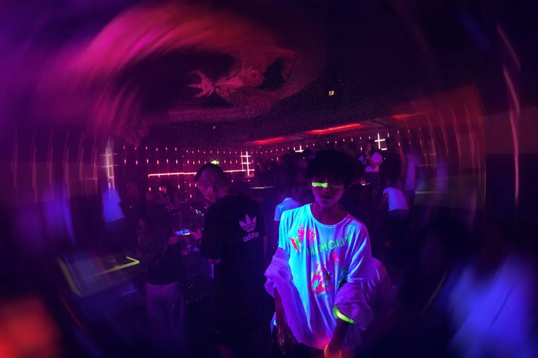 摊牌了！开心到不想回家 | Hi MOLLY-武汉HiMOLLY酒吧(光谷泛悦城店)