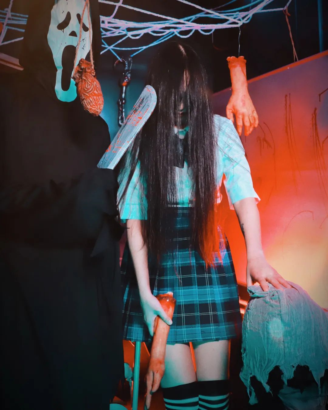 PHEBE PLUS丨10.30-10.31万圣特别企划“消失的校花”-广州菲比国际酒吧/PHEBE CLUB（花都）