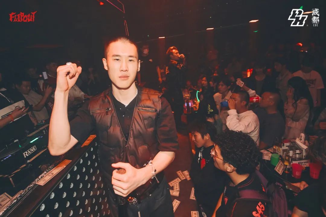 RECAP | 从纽约到成都 𝑩𝒐𝒉𝒂𝒏非凡的音乐现场-成都PH酒吧/HIPHOP CLUB