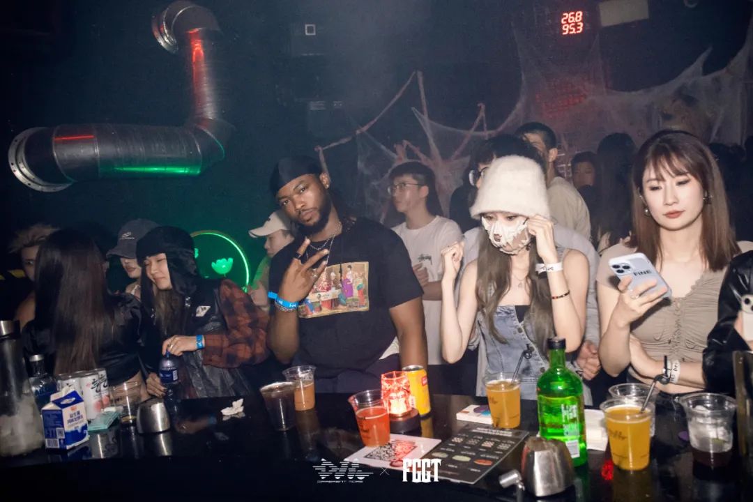 HALLOWEEN REVIEW | 暗黑前夜-高颜值玩家聚集~高燃现场曝光！-苏州DM酒吧/DM Club