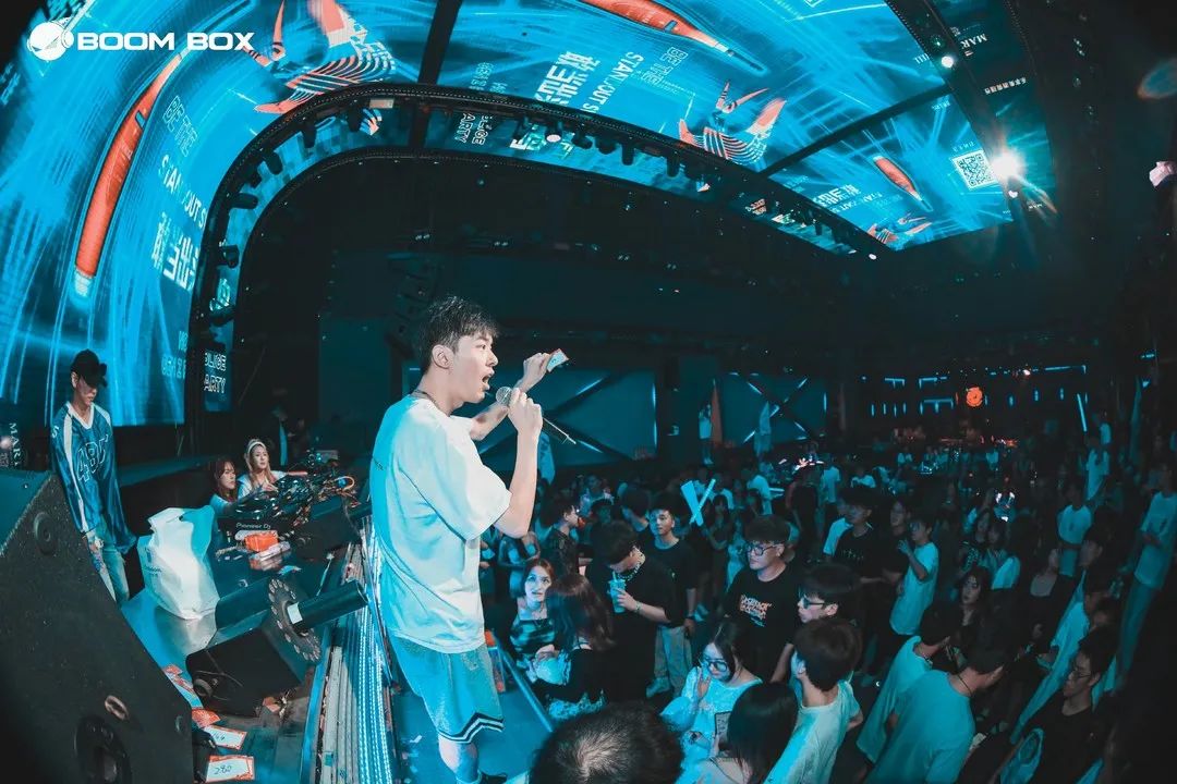 𝗥𝗘𝗩𝗜𝗘𝗪丨BOOM BOX×印记大学生巡回音乐节重庆站-重庆BOOM BOX酒吧