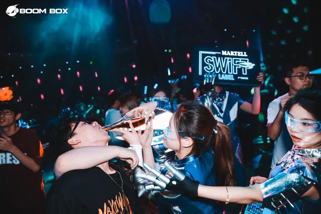𝗥𝗘𝗩𝗜𝗘𝗪丨BOOM BOX×印记大学生巡回音乐节重庆站-重庆BOOM BOX酒吧