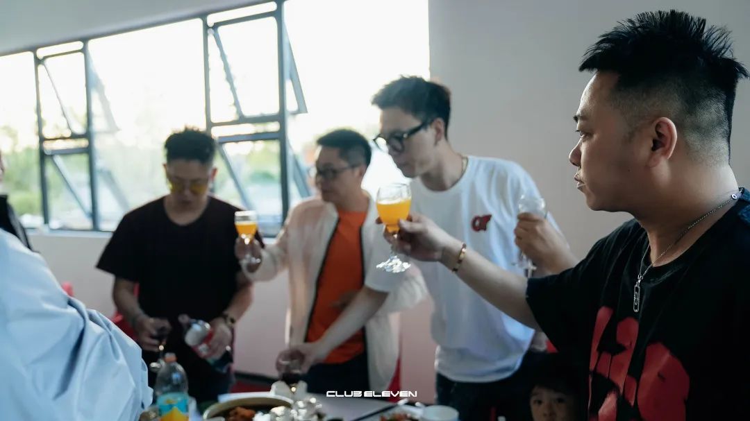 一群快乐的人，一起干了一件快乐的事！-常熟ELEVEN酒吧/ELEVEN CLUB