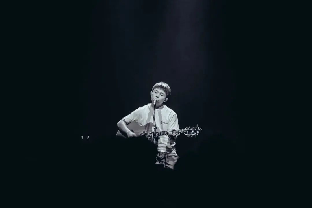 「衡山路」· 小海2023乐队巡演｜坚果NUTS-重庆坚果LIVE HOUSE