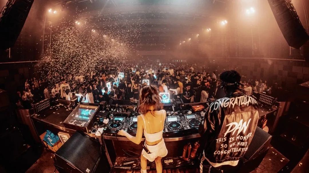 2024.1.5 暴走小萝莉｜和DJ ENCORE一起解锁2024派对新风向！-常州Tomorrow酒吧/Tomorrow CLUB
