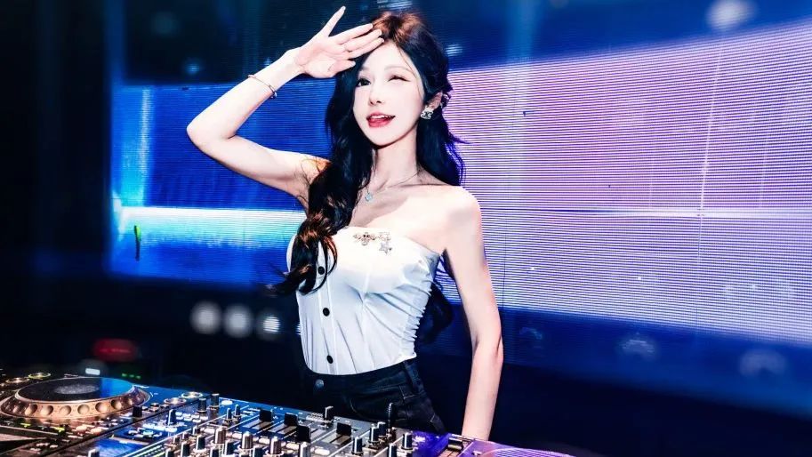 2024.1.5 暴走小萝莉｜和DJ ENCORE一起解锁2024派对新风向！-常州Tomorrow酒吧/Tomorrow CLUB
