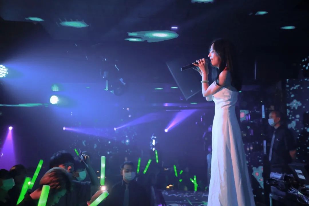 玛莎酒吧-10月17日《情歌女神-小斐鱼》粉丝见面会精彩回顾-塘厦0769玛莎酒吧/MASA CLUB