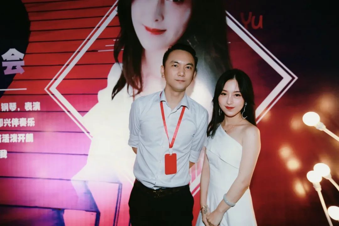 玛莎酒吧-10月17日《情歌女神-小斐鱼》粉丝见面会精彩回顾-塘厦0769玛莎酒吧/MASA CLUB
