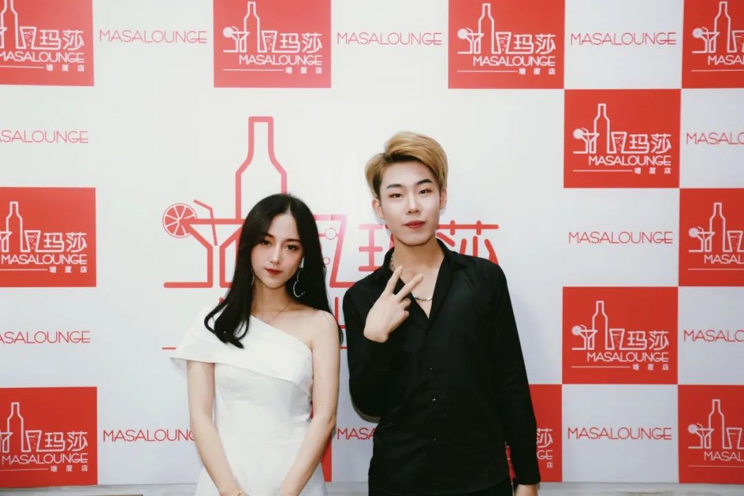 玛莎酒吧-10月17日《情歌女神-小斐鱼》粉丝见面会精彩回顾-塘厦0769玛莎酒吧/MASA CLUB