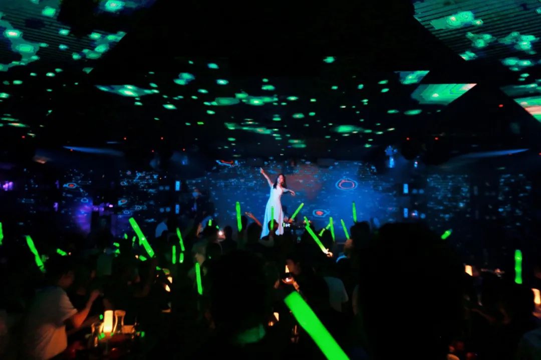 玛莎酒吧-10月17日《情歌女神-小斐鱼》粉丝见面会精彩回顾-塘厦0769玛莎酒吧/MASA CLUB