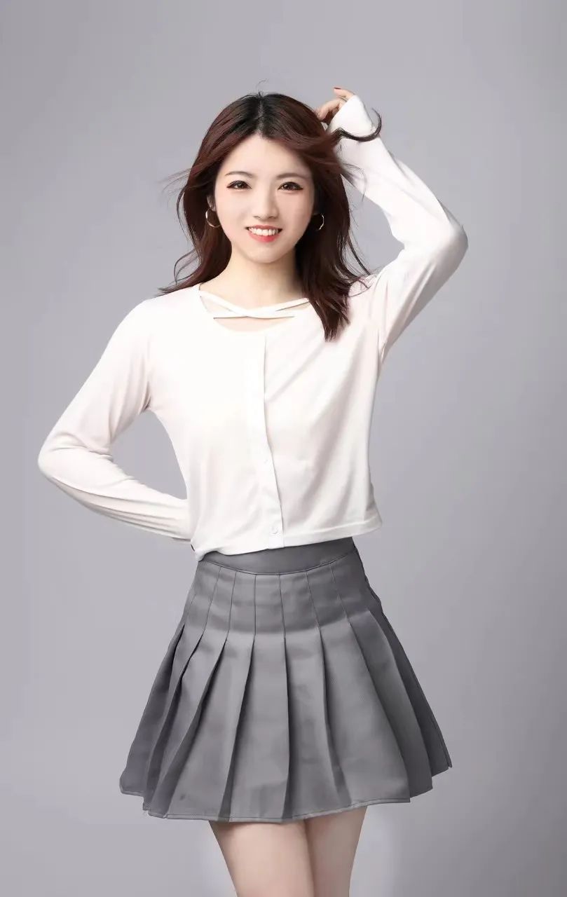 超人气新晋女DJ.LUNA今晚实力登场！哈尔滨纯生：438元/2打送一打！-云浮NANA酒吧/NANA LIVE HOUSE