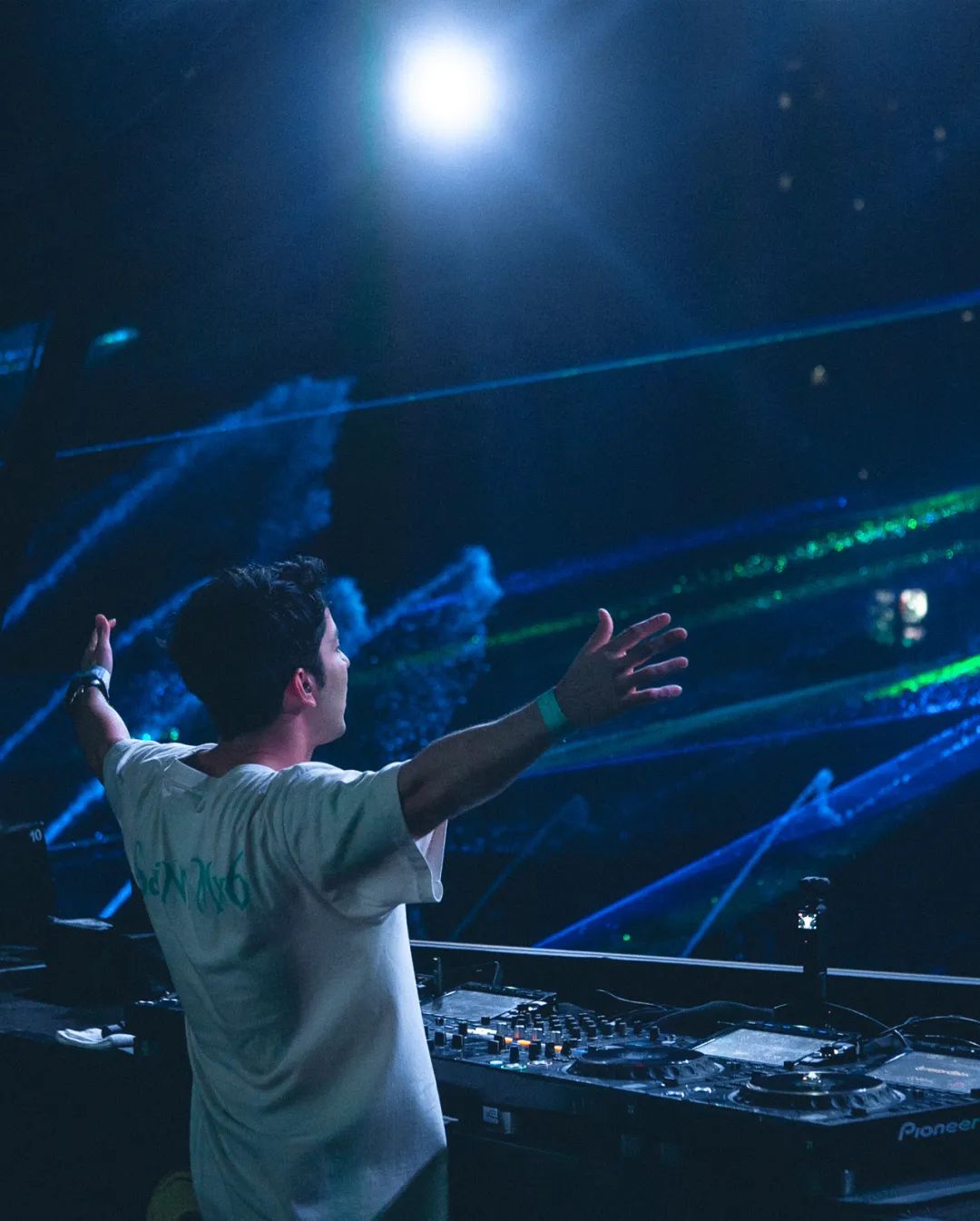 08/31 世界百大TOP 100 DJs #83 22BULLETS-成都VE酒吧/VE浩斯酒吧/VE HOUSE