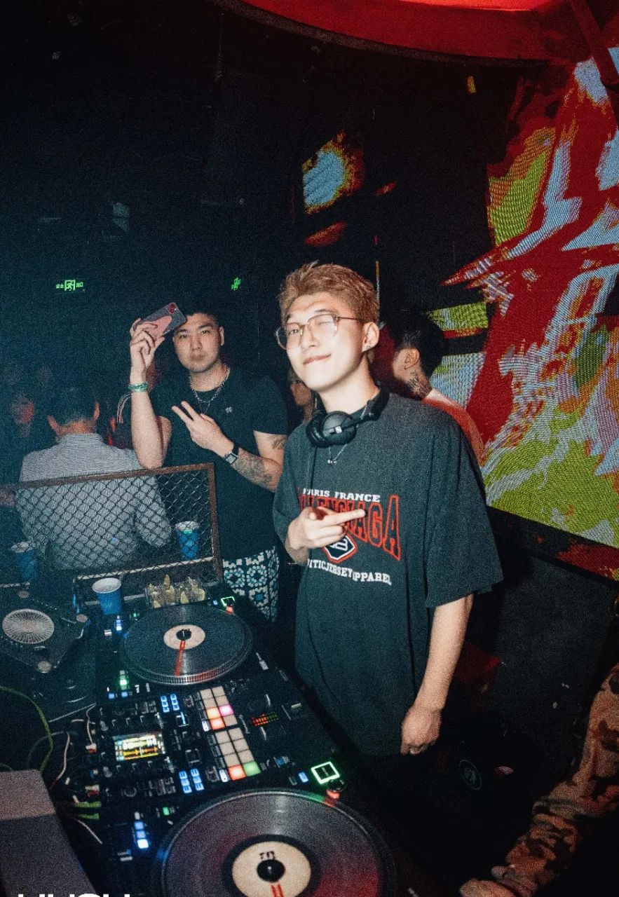 9.27本周五DJ KAYA 青岛OWL创始人、音乐总监-福州秘窖酒吧/TheCellar CLUB