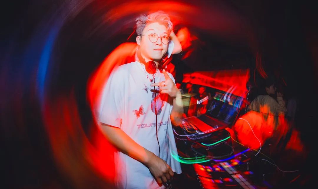 9.27本周五DJ KAYA 青岛OWL创始人、音乐总监-福州秘窖酒吧/TheCellar CLUB