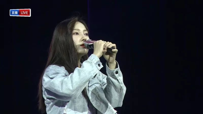 抖音播放量过亿歌曲“世间美好与你环环相扣”演唱者瑾妍丨2020.01.14 #T.ONE 3.0 CLUB 与你不见不散-藤县TONE酒吧