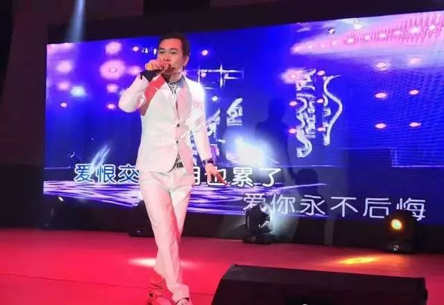 T.one酒吧【 跨年狂欢派对】2018.12.31重金邀请，著名华语歌手：张启辉，与您零距离明星歌友会！-藤县TONE酒吧