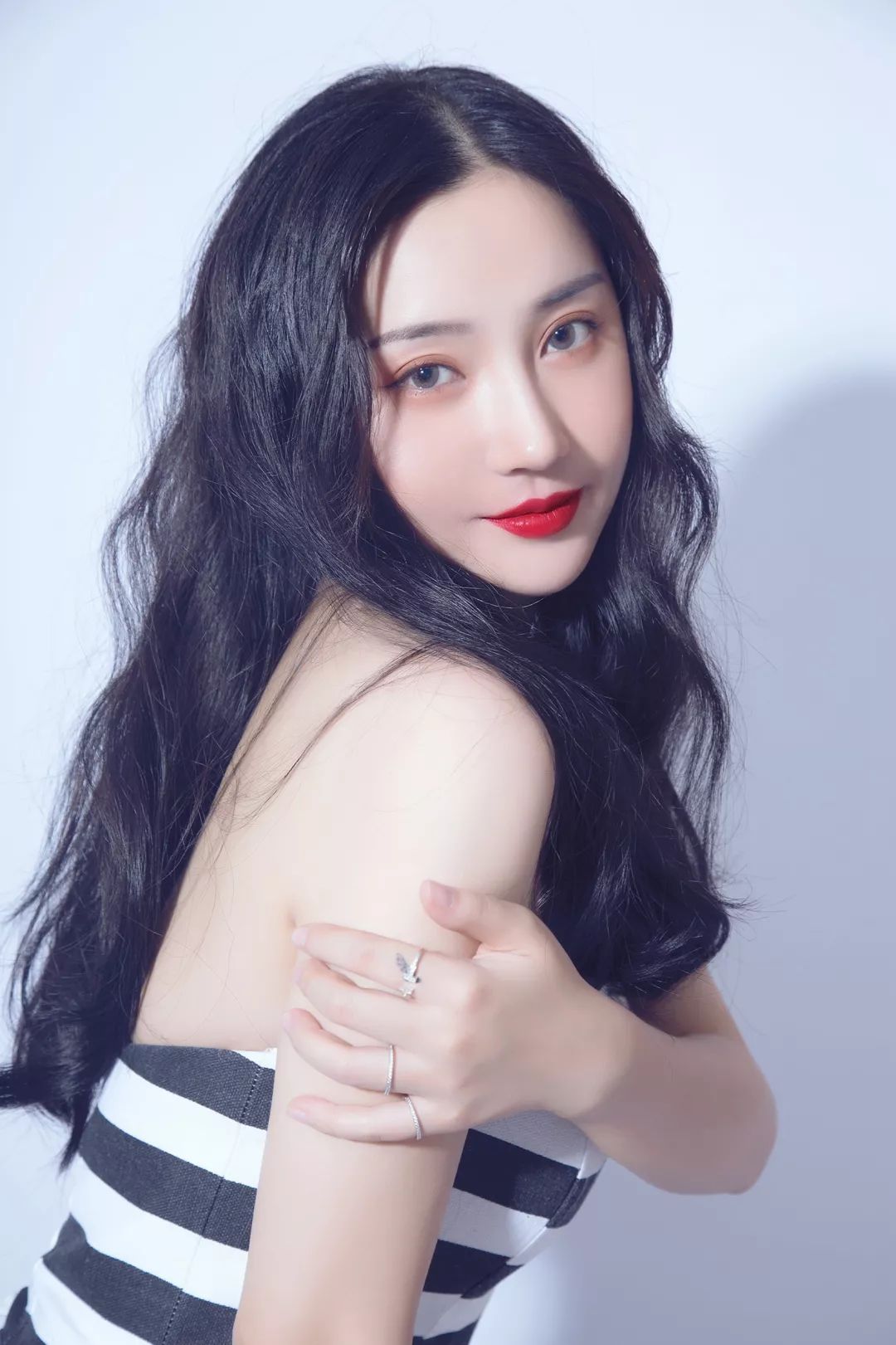 抖音播放量过亿歌曲“世间美好与你环环相扣”演唱者瑾妍丨2020.01.14 #T.ONE 3.0 CLUB 与你不见不散-藤县TONE酒吧