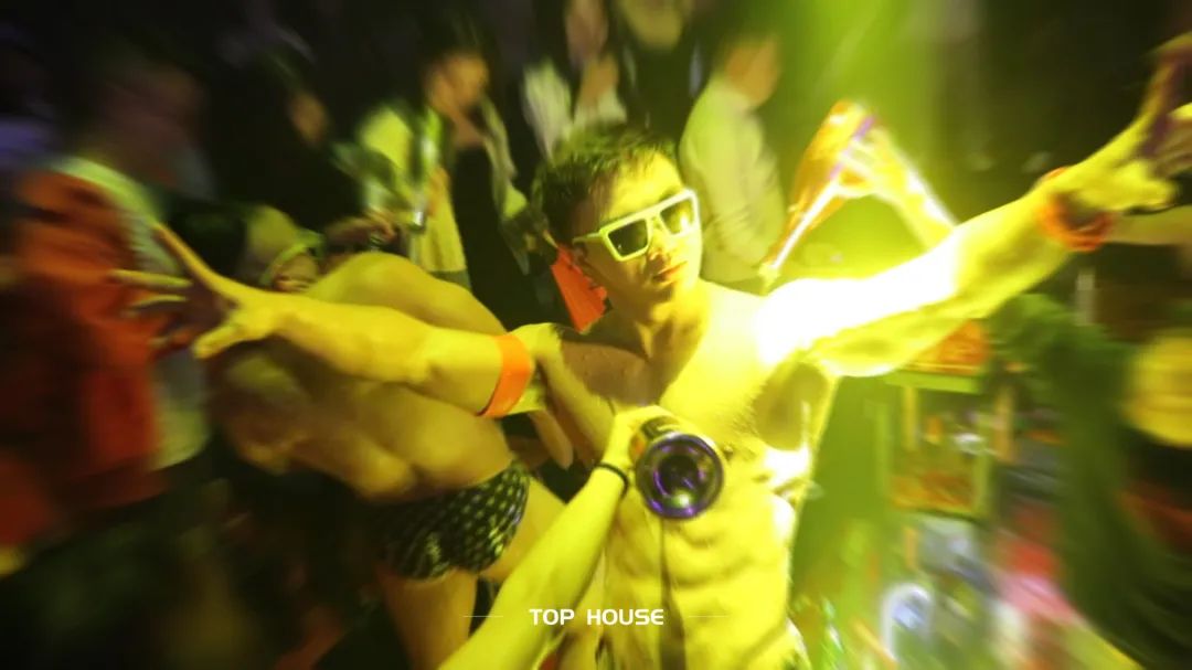 嘉宾回顾#肌肉猛男，硬核现场，性感不再是女人的权利！-利川TOP HOUSE酒吧