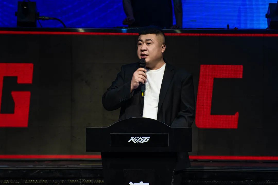 六月员工大会丨无畏者·无止境-曲靖KING CLUB