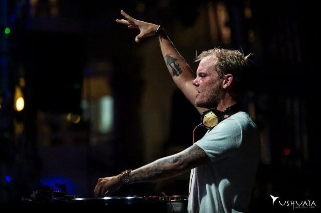 每周快讯 | 网飞Netflix 推出Avicii全新的纪录片《Avicii: I'm Tim》-PYRO音乐
