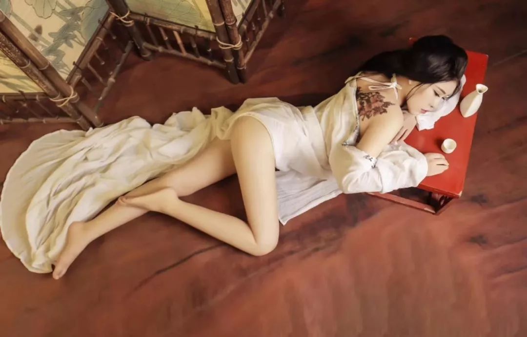【ASTON CLUB】 6月29-30日世界杯特约嘉宾中国e杯 AMY女神 新生代女优与你相约阿斯顿-东升ASTON阿斯顿酒吧