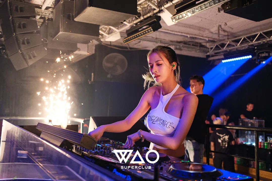 蹦迪文化大揭秘！为什么大家都爱在夜店释放自我？-悉尼WAO酒吧/WAO SUPERCLUB