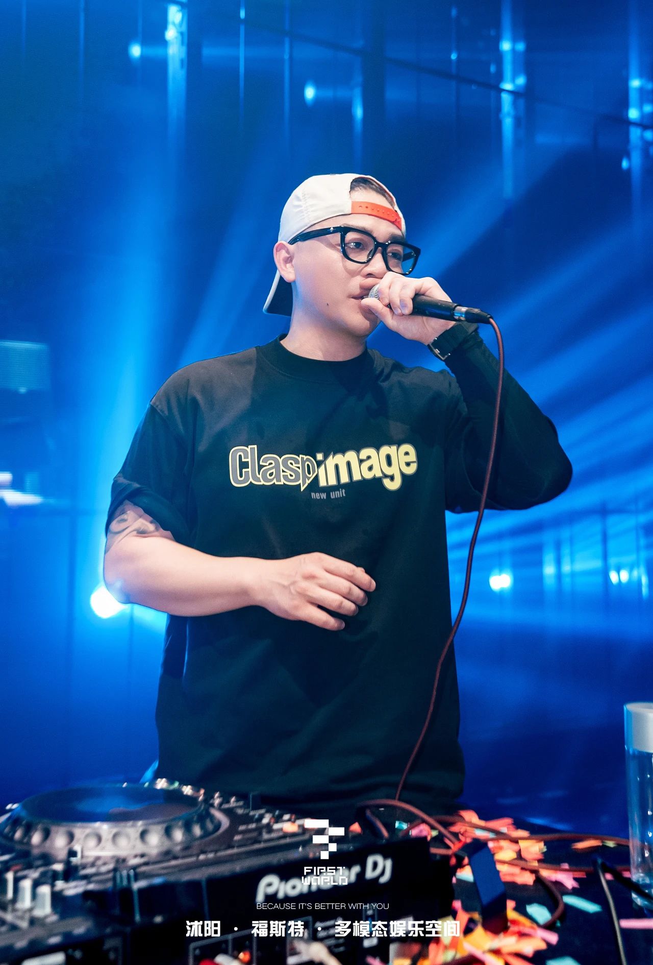 “不是每一场演出都能被记住🔥但这一场，你一定不想错过🔥#𝗙𝗜𝗥𝗦𝗧多模态娱乐空間-沭阳FIRST WORLD